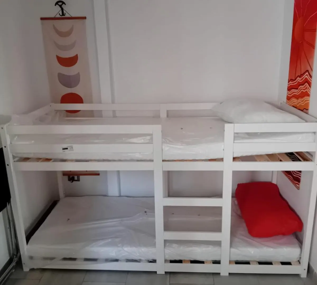 Room In Guest Room - Very Central Room Consisting Of 2 Very Comfortable Sofa Beds With En-Suite Bathroom Catane 0*,